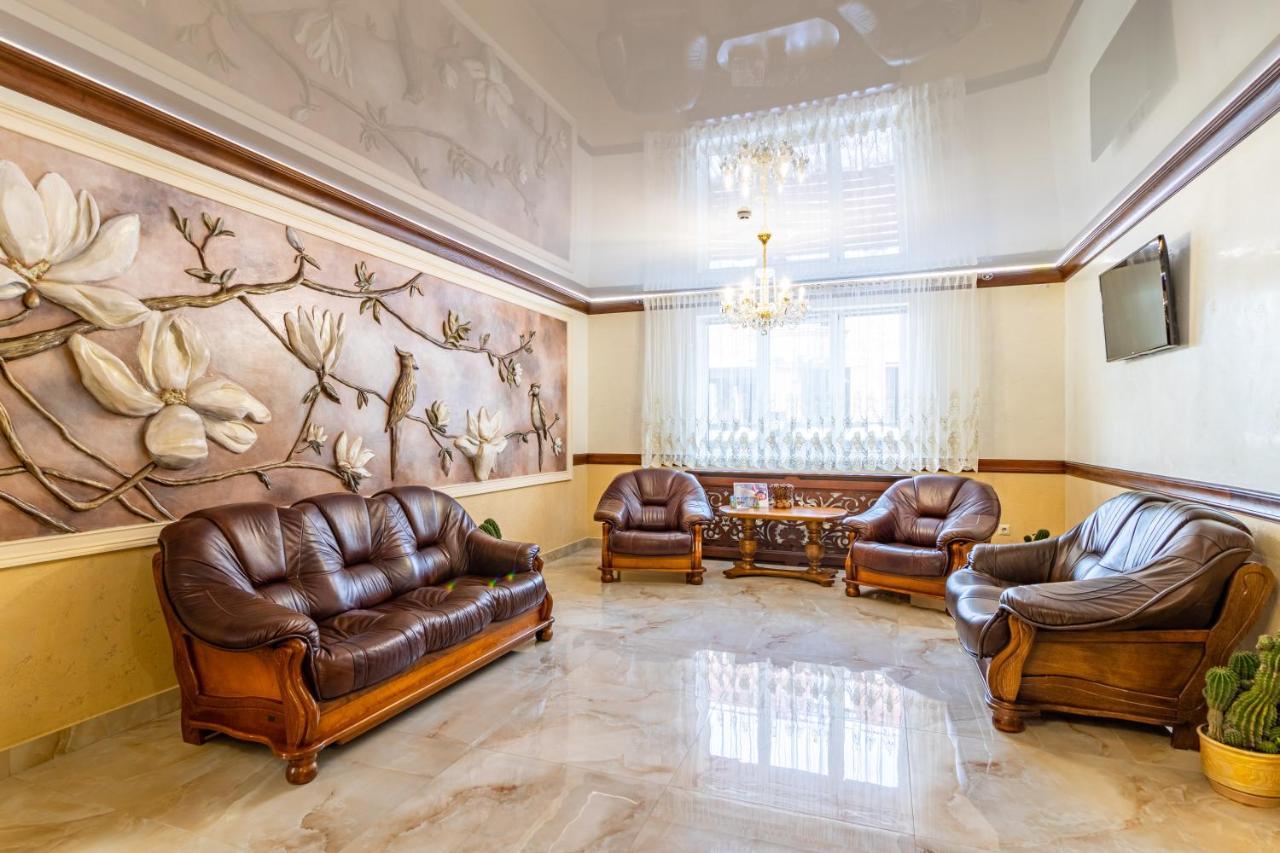 Nikoletta Hotel 3*